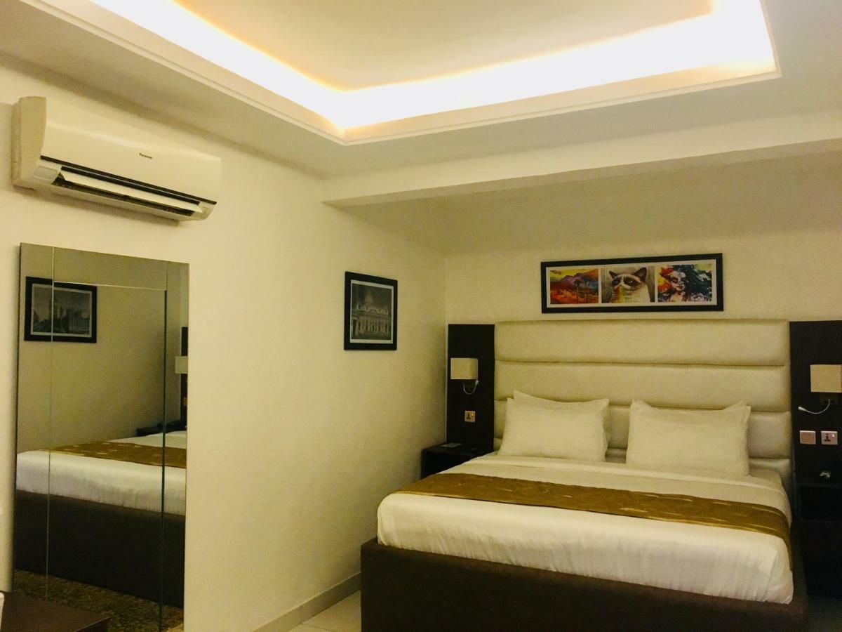 Luxevilla 42 Lekki Exterior photo
