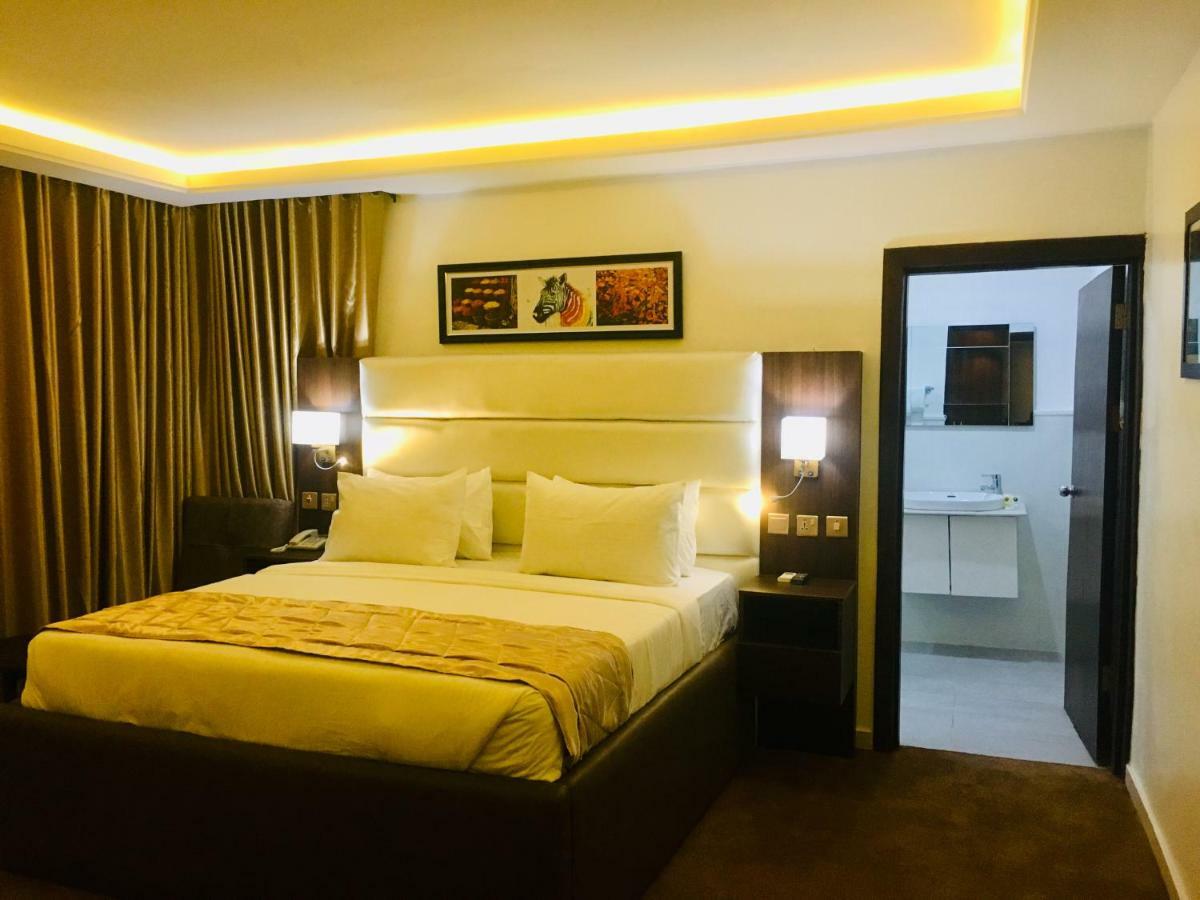 Luxevilla 42 Lekki Exterior photo