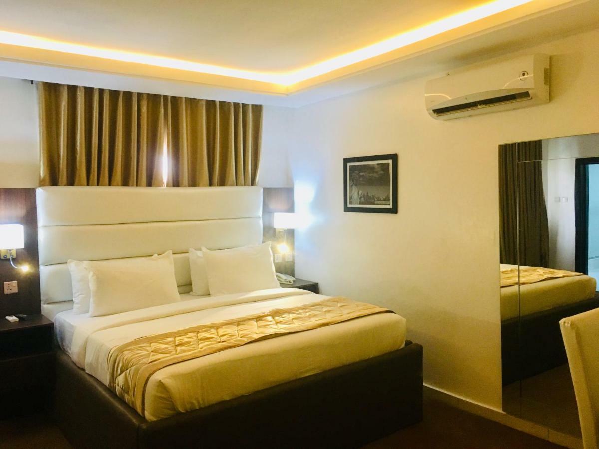 Luxevilla 42 Lekki Exterior photo